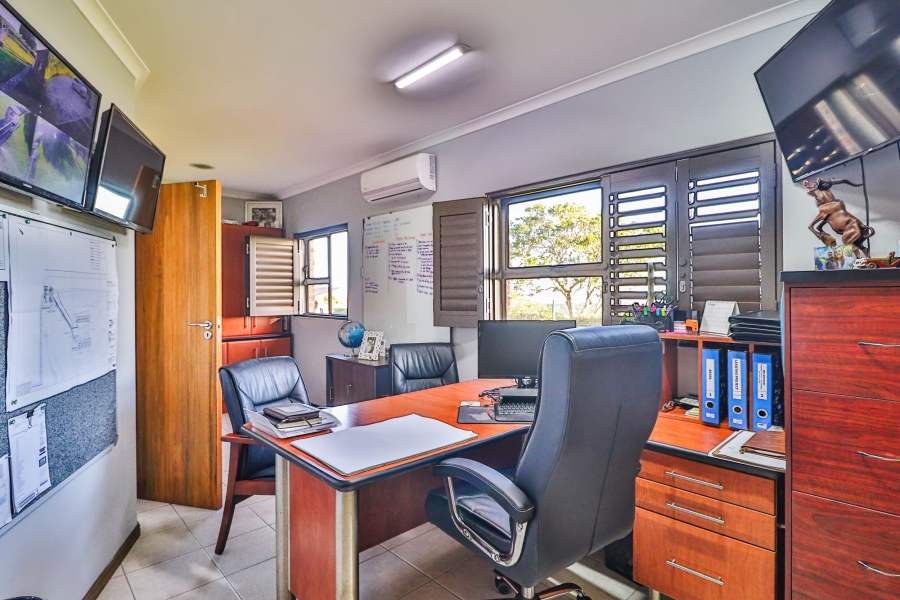 3 Bedroom Property for Sale in Lovemore Park Eastern Cape